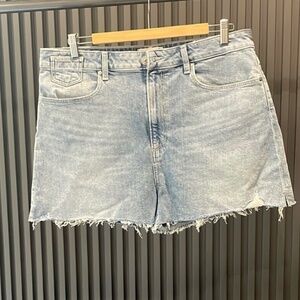 PAIGE Denim Dani Shorts size 32